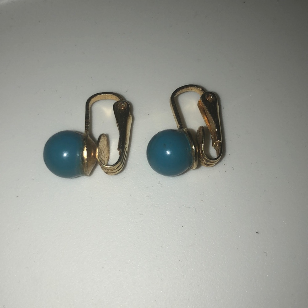 Vintage clip-on earrings